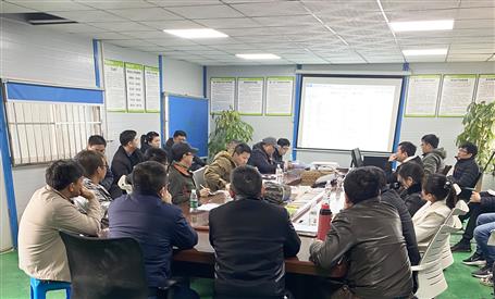 北城集團(tuán)專(zhuān)家組到第四分公司承建項(xiàng)目進(jìn)行技術(shù)指導(dǎo)