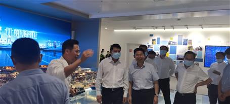 侯立林拜會北部灣辦公室常務副主任黃武海