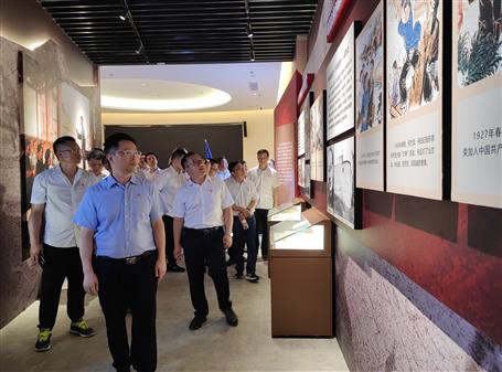 【主題教育】賴(lài)海標(biāo)參加公司機(jī)關(guān)黨委主題教育現(xiàn)場(chǎng)教學(xué)活動(dòng)