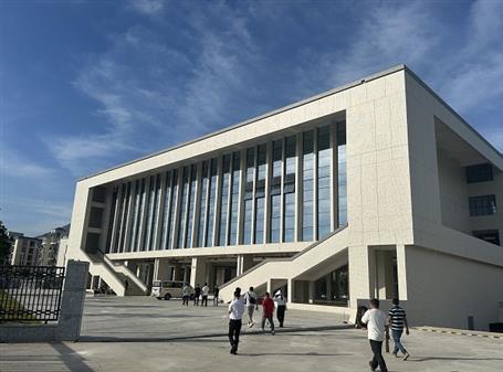 【錨定目標(biāo) 奮力沖刺】冶建廣東公司陸河縣職校擴(kuò)建項目順利通過竣工驗(yàn)收